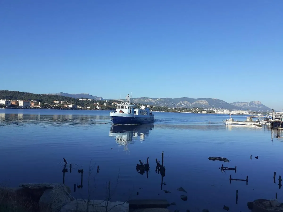 3 Etoiles Au Bord De L'Eau Apartment La Seyne-sur-Mer 0*,
